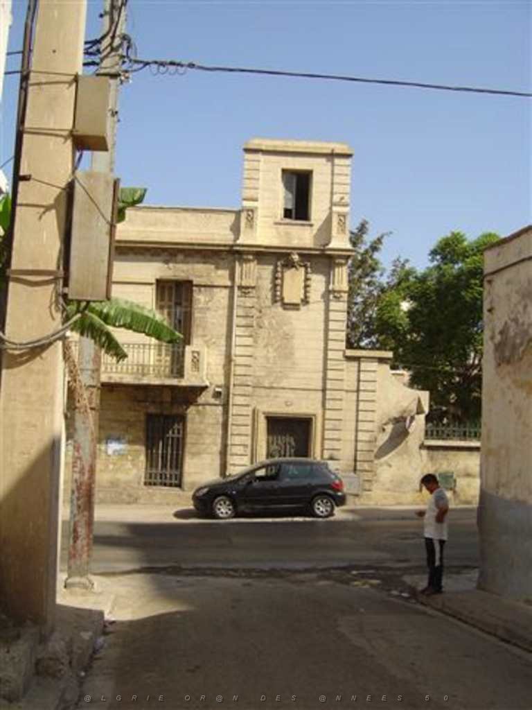 ORAN AOUT 2007 Ile de France en bas.JPG